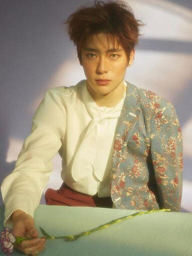 โข ๐ฌ๐จ๐๐ข๐๐ฅ๐ฌ โข